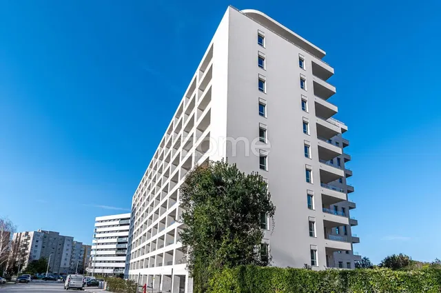 Maison et environs; vue