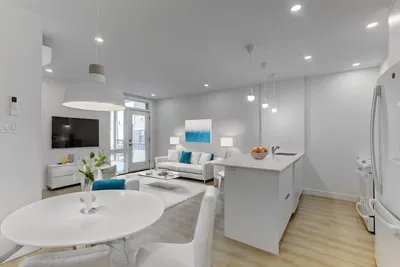 Дневна соба; природно светло, модерни стил, реновиран