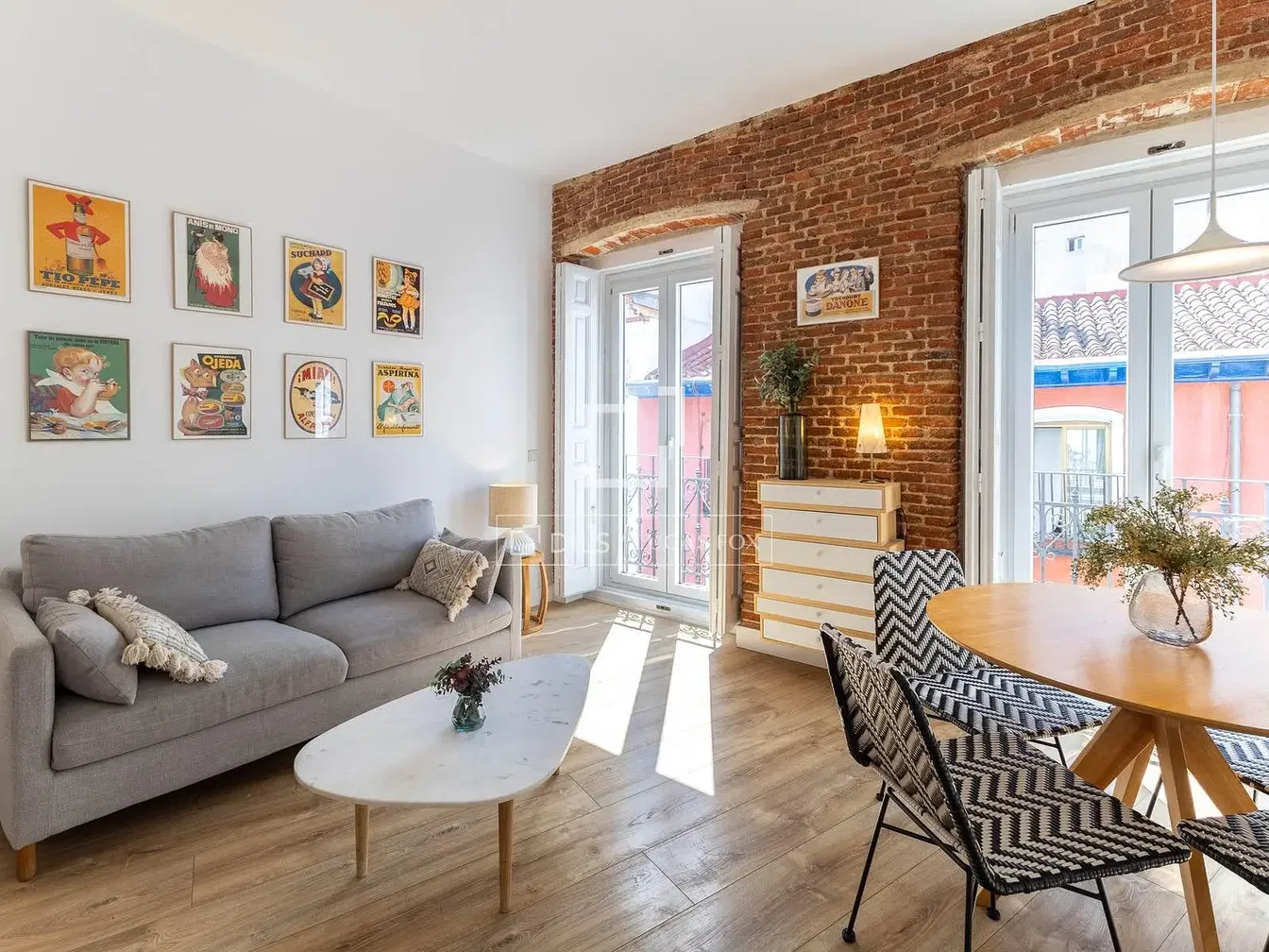 Wohnzimmer; tageslicht, moderner stil