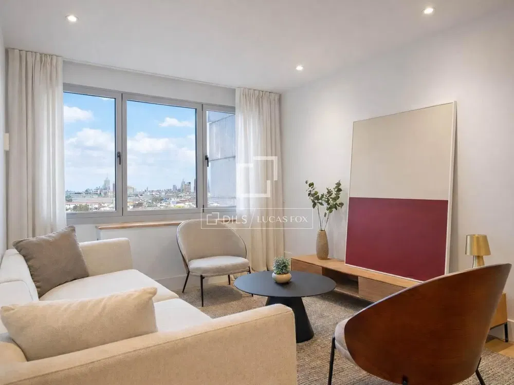 Wohnzimmer; blick, tageslicht, moderner stil