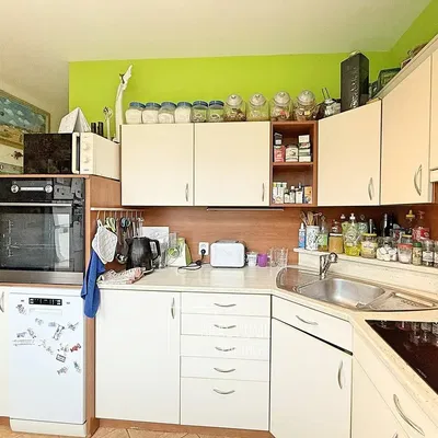 Kuchyně; kuchyňské spotřebiče, přirozené světlo