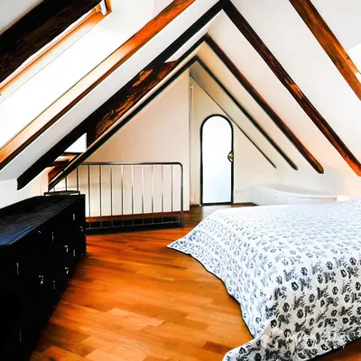 Спалня; дървен под, дървени греди, естествена светлина