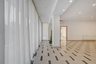 Otro; luz natural, suelo de baldosas