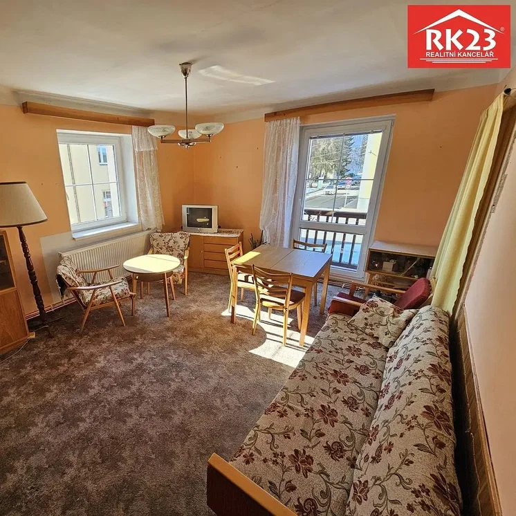Wohnzimmer; tageslicht, rustikaler stil
