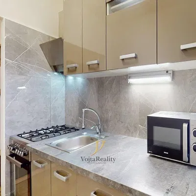 Кухня; кухненски уреди, естествена светлина