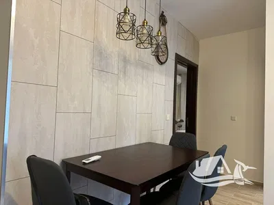 Jedáleň; dlažba, moderný štýl