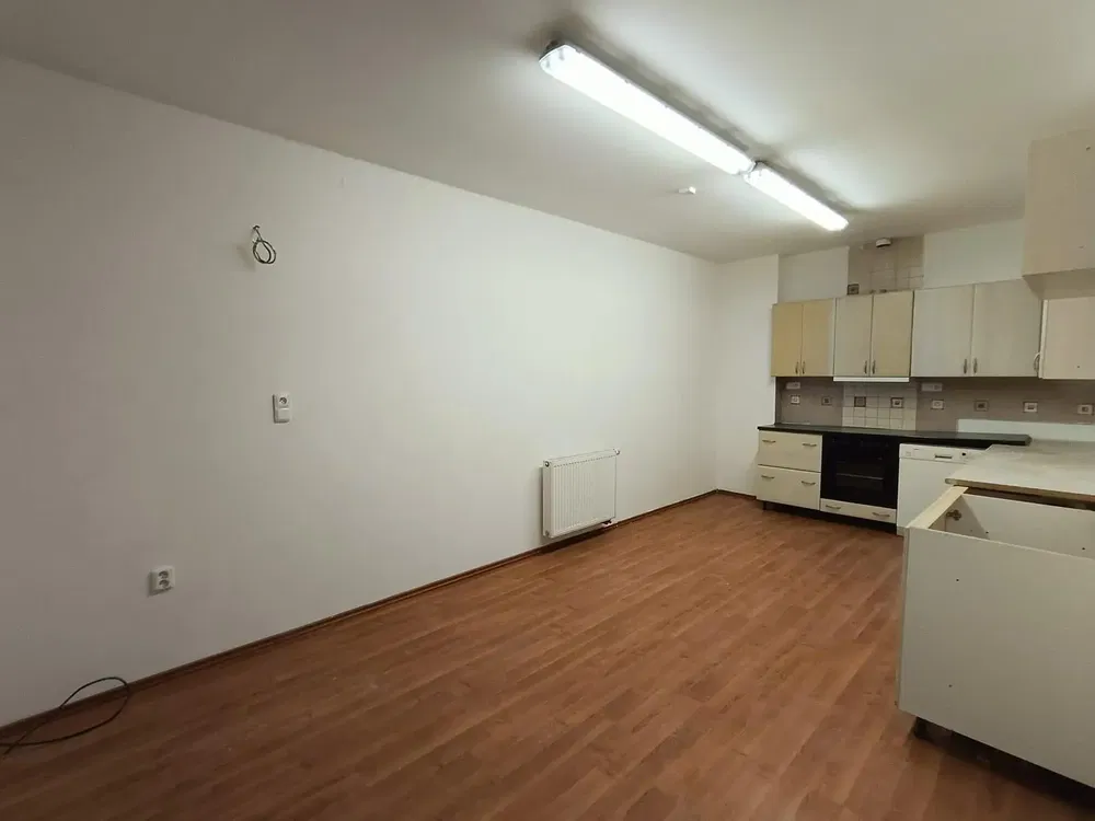 Cuisine; électroménager, carrelage