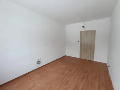 Chambre; parquet, lumière naturelle