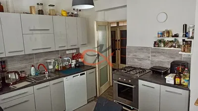 Кухня; кухненски уреди, плочки