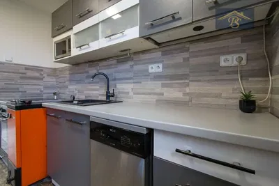 Кухня; кухненски уреди, плочки