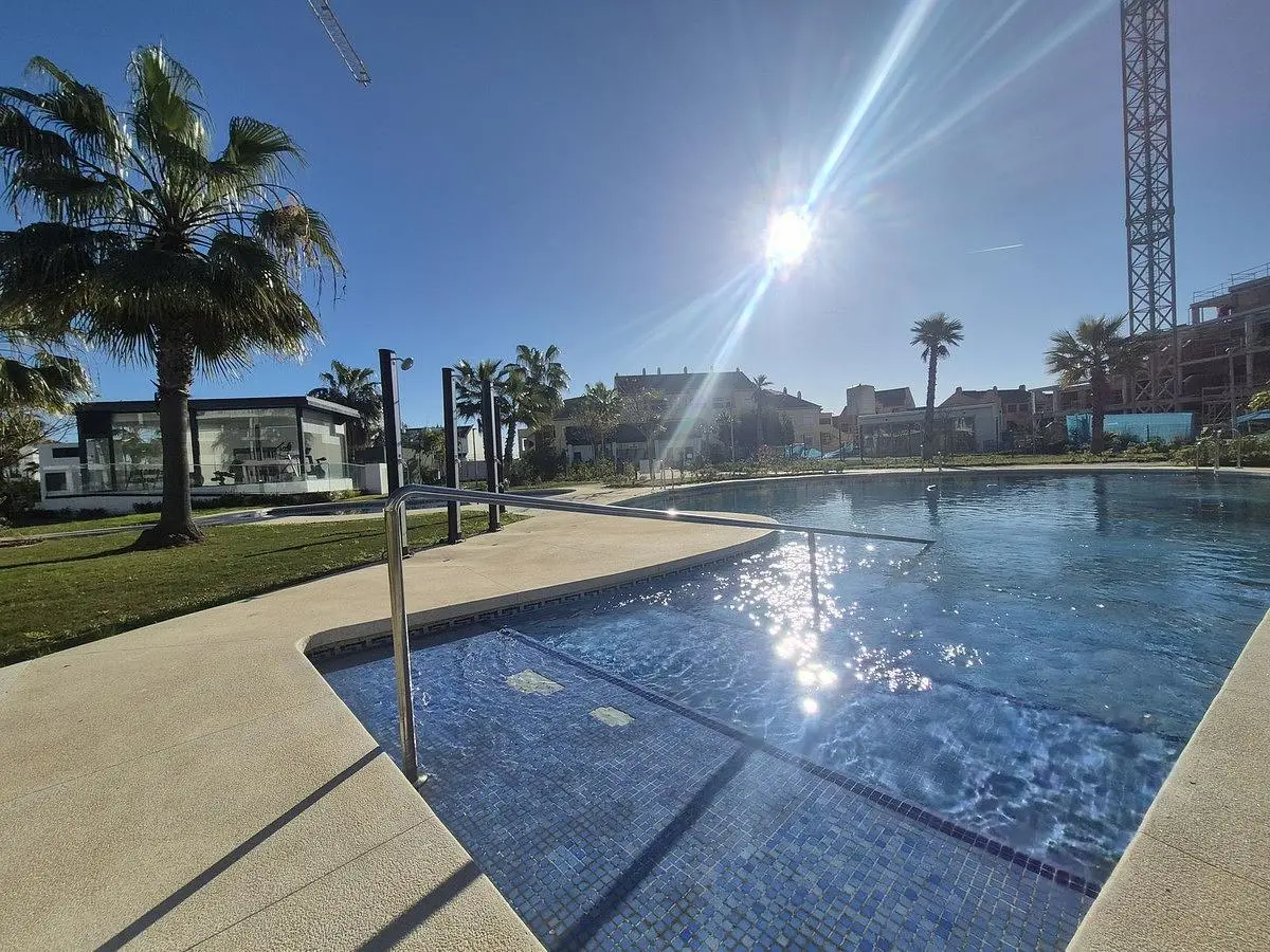 Dom a okolie; výhľad, prirodzené svetlo