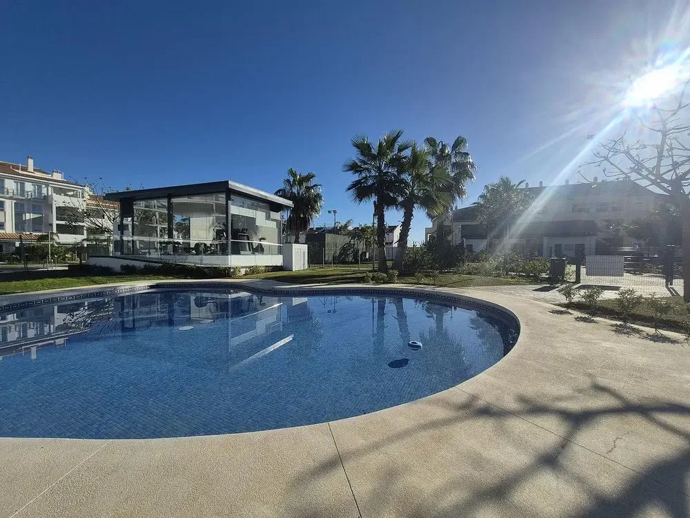 Dom a okolie; výhľad, prirodzené svetlo