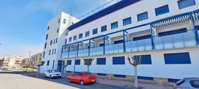 Dom a okolie; výhľad