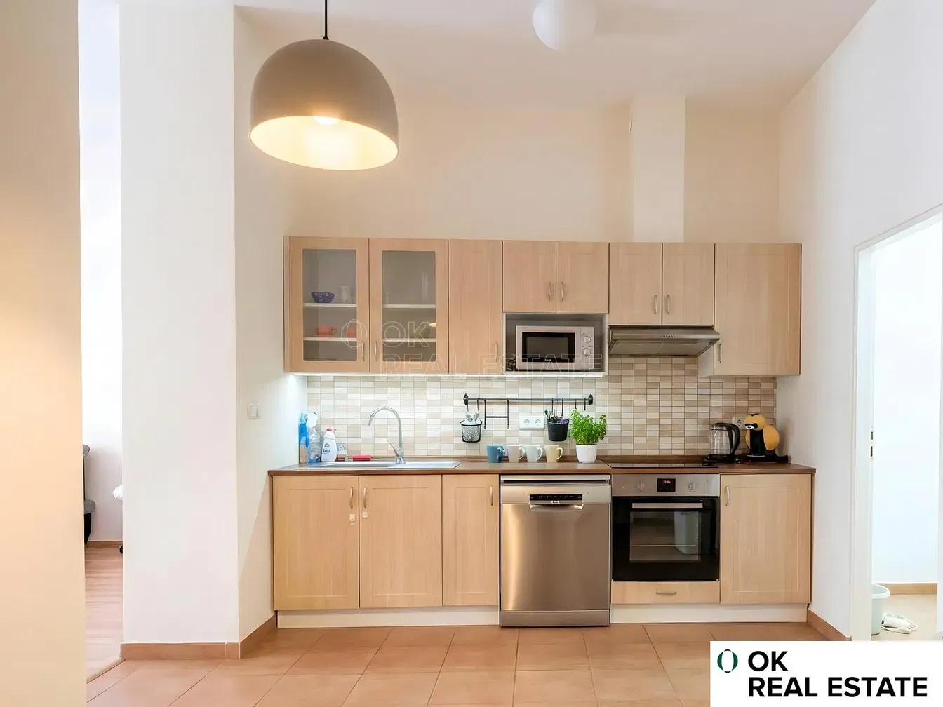 مطبخ; أجهزة المطبخ, ضوء طبيعي, أسلوب عصري