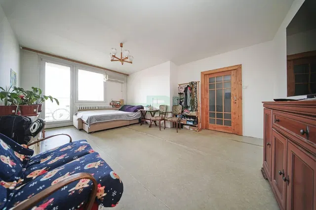 Bedroom; natural light