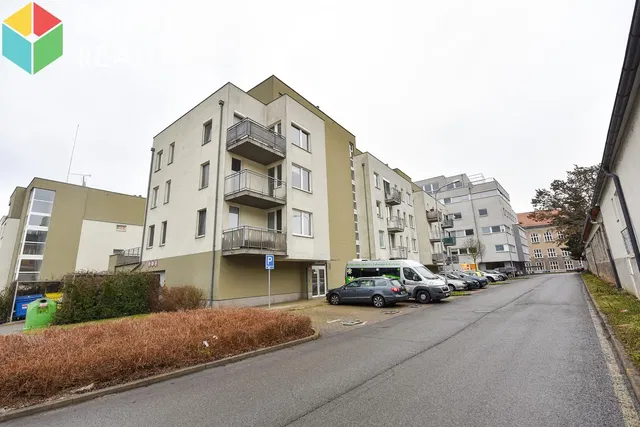 House and surroundings