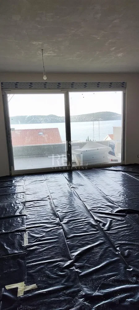 Wohnzimmer; blick, renovierungsbedürftig