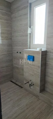 Badezimmer; fliesenboden, renoviert, tageslicht