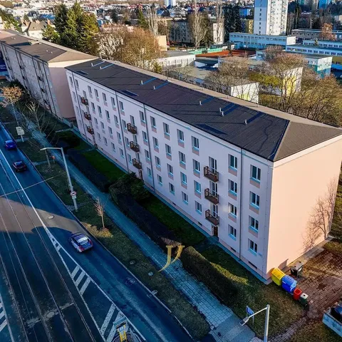 Dom a okolie; výhľad