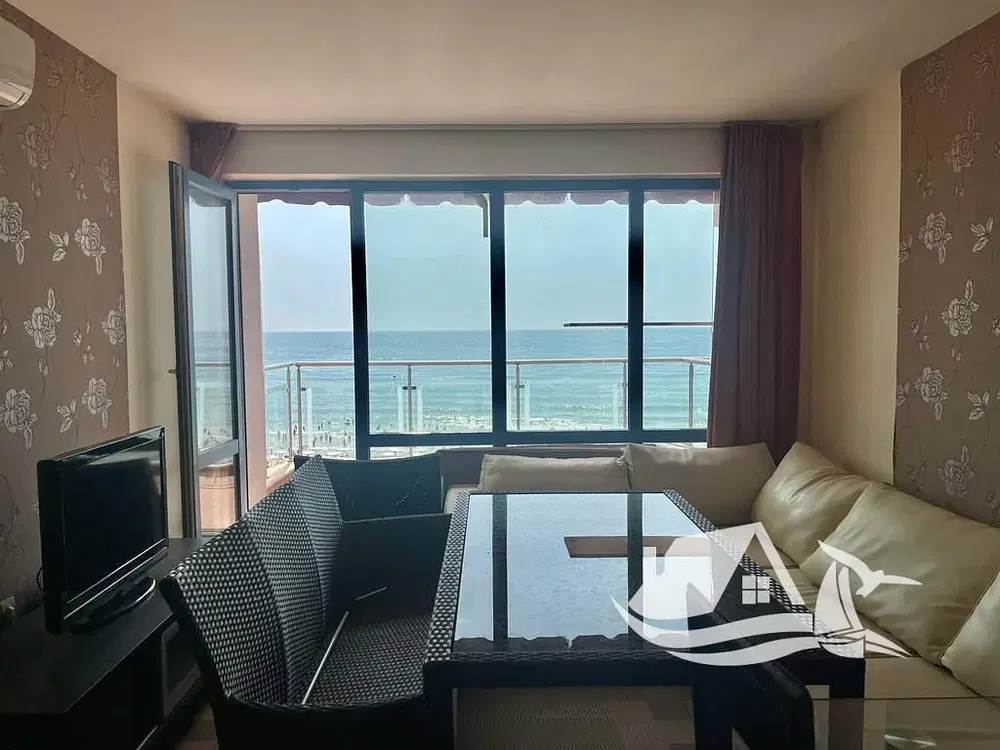 Obývačka; výhľad, prirodzené svetlo