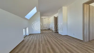 Bedroom; wood floor, natural light, renovated