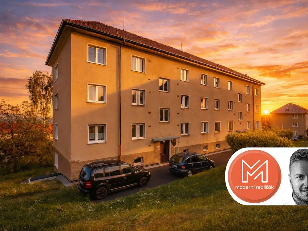 Dům a okolí; výhled