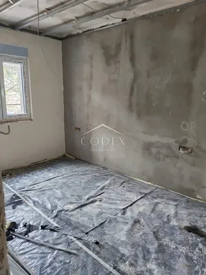 Ostatné; potrebná rekonštrukcia, prirodzené svetlo