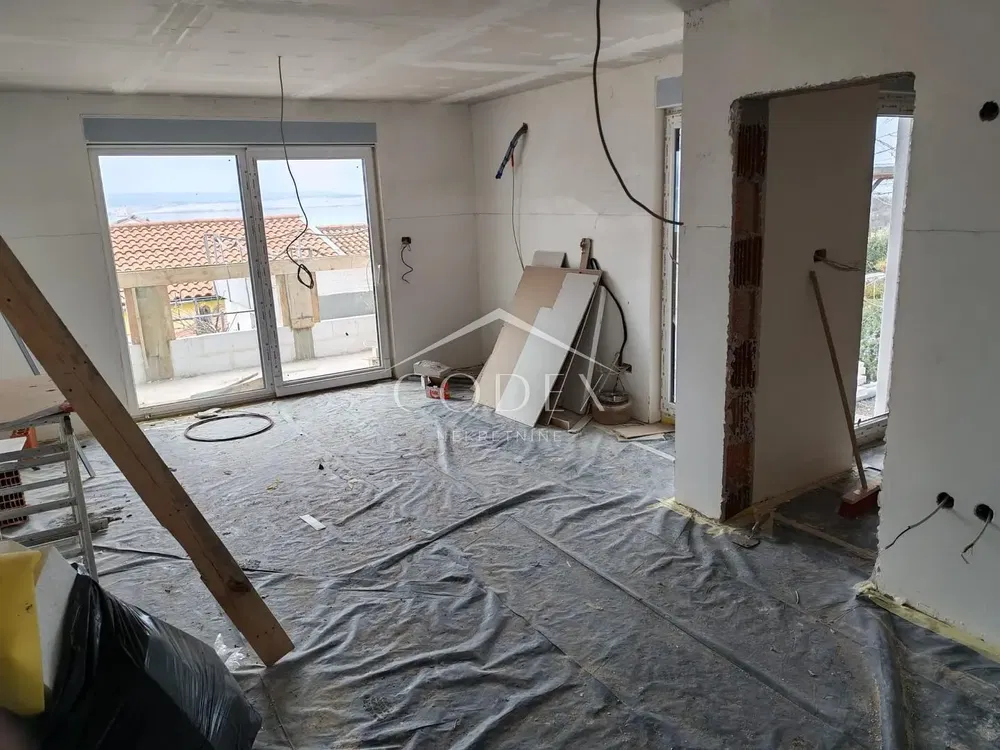 Ostatné; potrebná rekonštrukcia, prirodzené svetlo