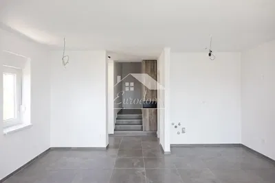 Autre; carrelage, lumière naturelle