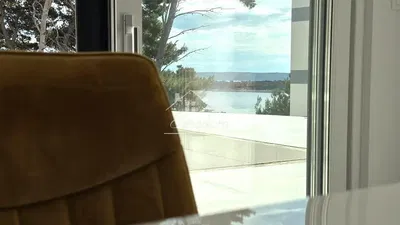 Salon; vue, lumière naturelle