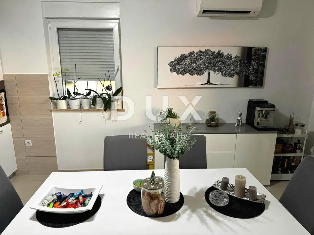 Kuhinja; moderni stil, prirodno svjetlo, renoviran