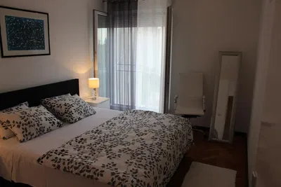 Dormitorio; luz natural, estilo moderno