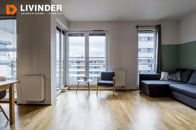 Salón; vista, suelo de madera, luz natural