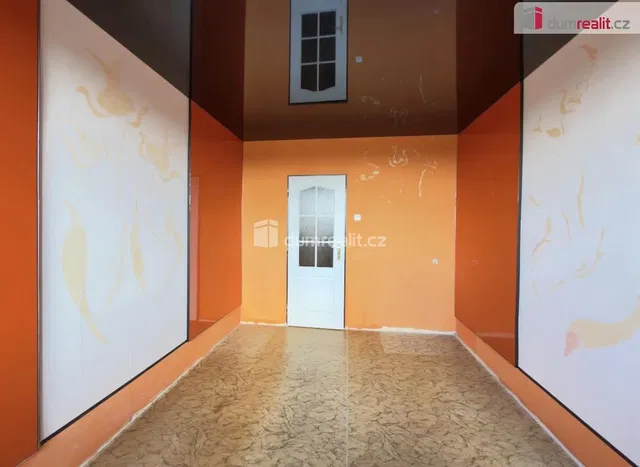 Other; tile floor, needs renovation