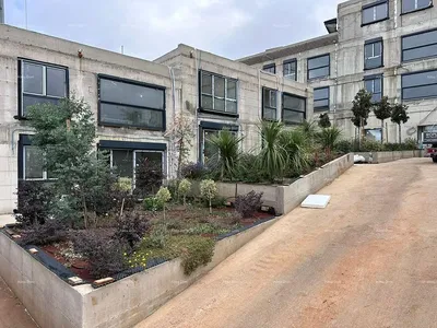 Casa e arredores; vista, luz natural