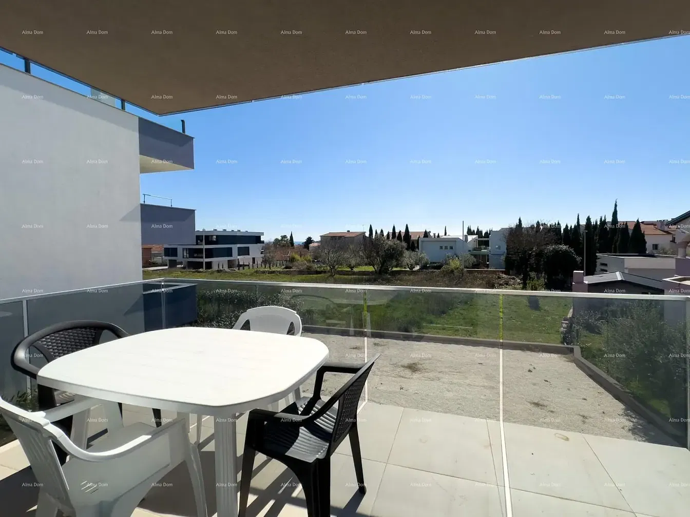 Terraço; vista, luz natural