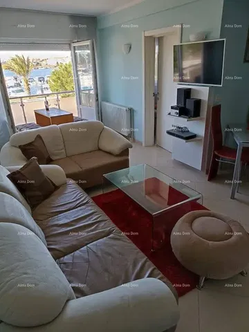 Sala de estar; vista, luz natural, estilo moderno