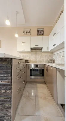 Küche; küchengeräte, fliesenboden, tageslicht, moderner stil