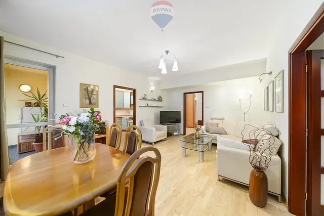 Wohnzimmer; tageslicht, moderner stil