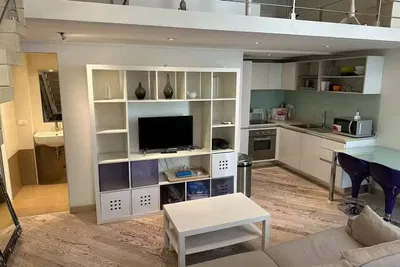 Wohnzimmer; blick, tageslicht, moderner stil, holzboden