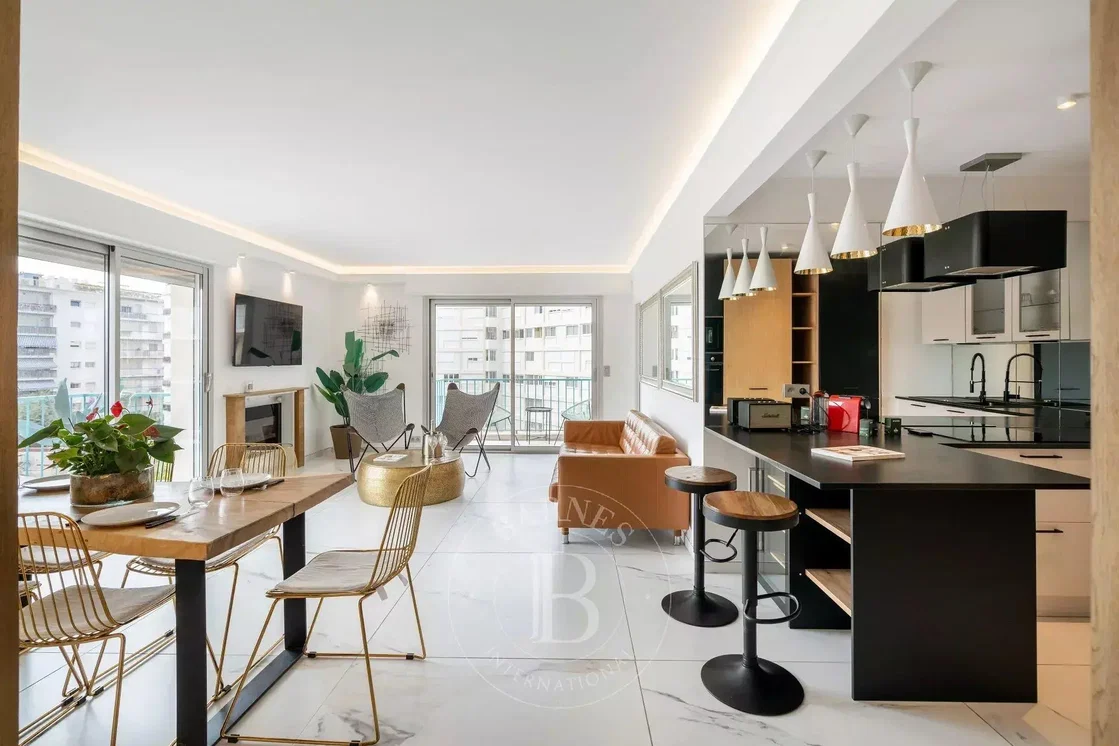 Living room; view, tile floor, natural light, modern style