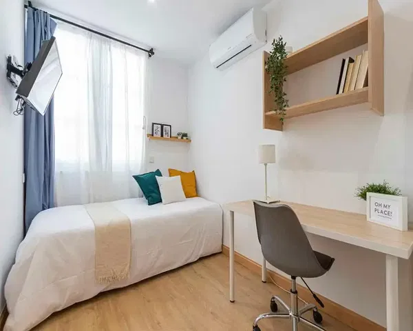 Slaapkamer; natuurlijk licht, moderne stijl