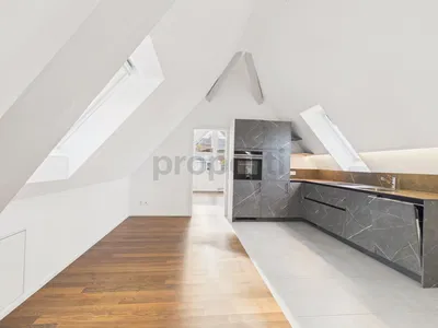 Küche; küchengeräte, holzboden, tageslicht, moderner stil, renoviert