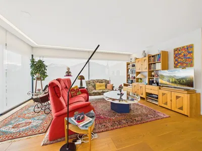 Wohnzimmer; tageslicht, moderner stil, blick