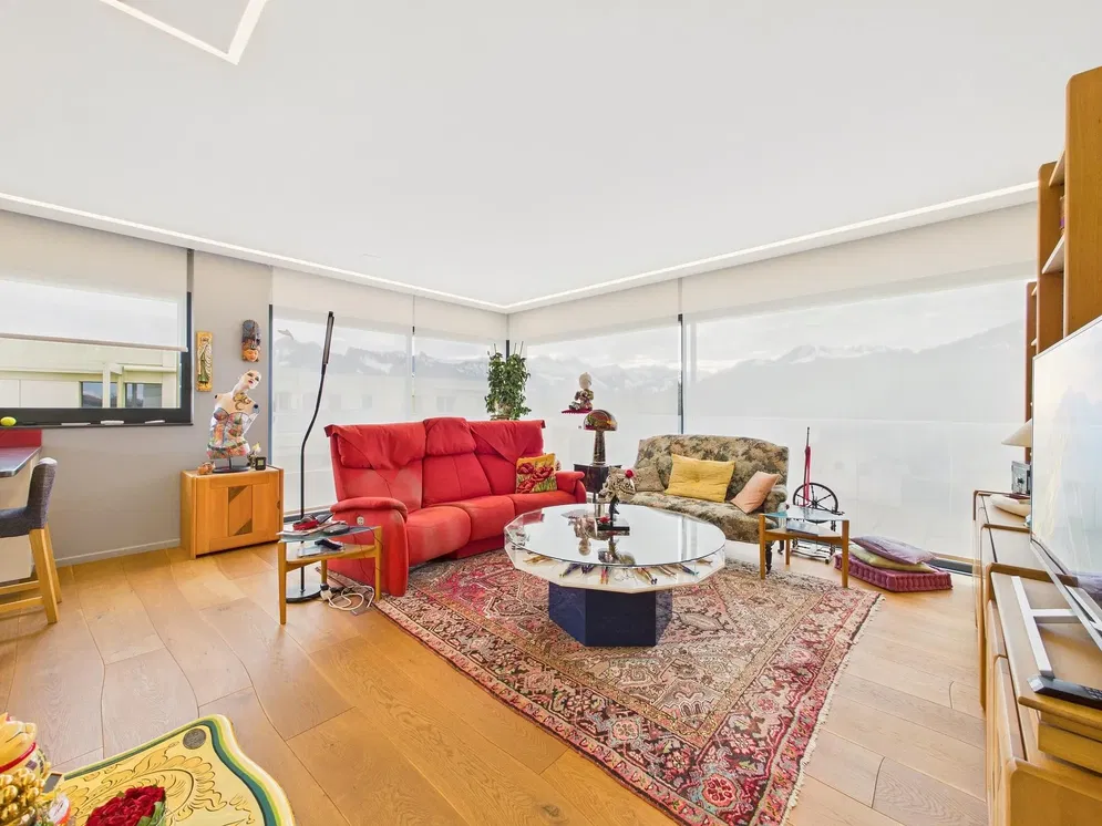 Wohnzimmer; blick, holzboden, tageslicht, moderner stil