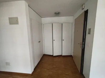 Garderobe; holzboden, fliesenboden