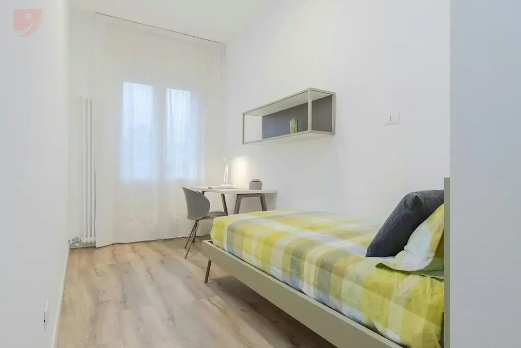 Schlafzimmer; tageslicht, holzboden, moderner stil