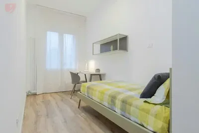 Chambre; lumière naturelle, parquet, style moderne