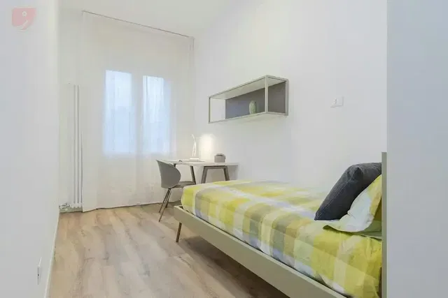 Schlafzimmer; tageslicht, holzboden, moderner stil