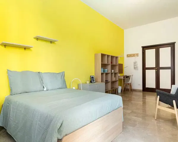 Bedroom; natural light, modern style